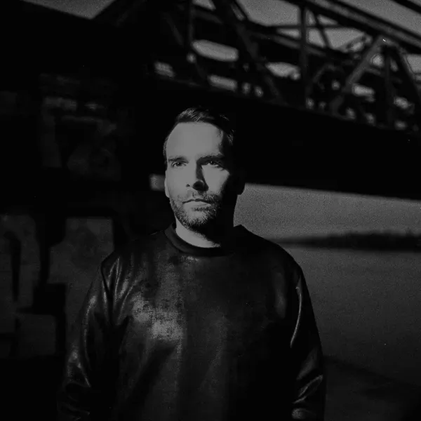 MÏUS - Black and White